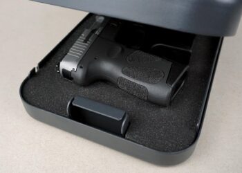 Avoiding Common Self Defense Mistakes Outdoors: Key Tips for Your Safety