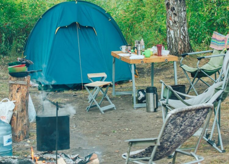 Top 5 Essential Pieces of Outdoor Living Gear for Survival You Should Own