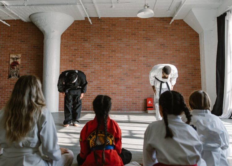 7 Essential Survival Situational Awareness Tips for Outdoor Enthusiasts